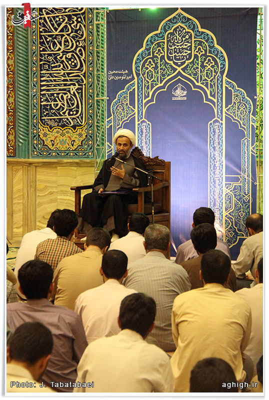 حجت الاسلام علیرضا پناهیان در مسجد امام صادق(ع) - ماه رمضان 93
