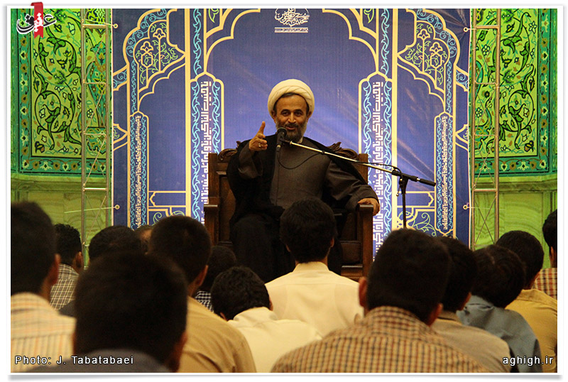 حجت الاسلام علیرضا پناهیان در مسجد امام صادق(ع) - ماه رمضان 93