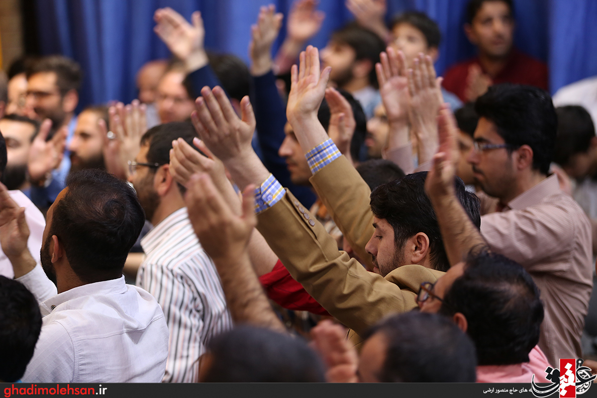 مراسم شب ولادت امام حسین(ع) در حسینیه بیت الزهرا(س)