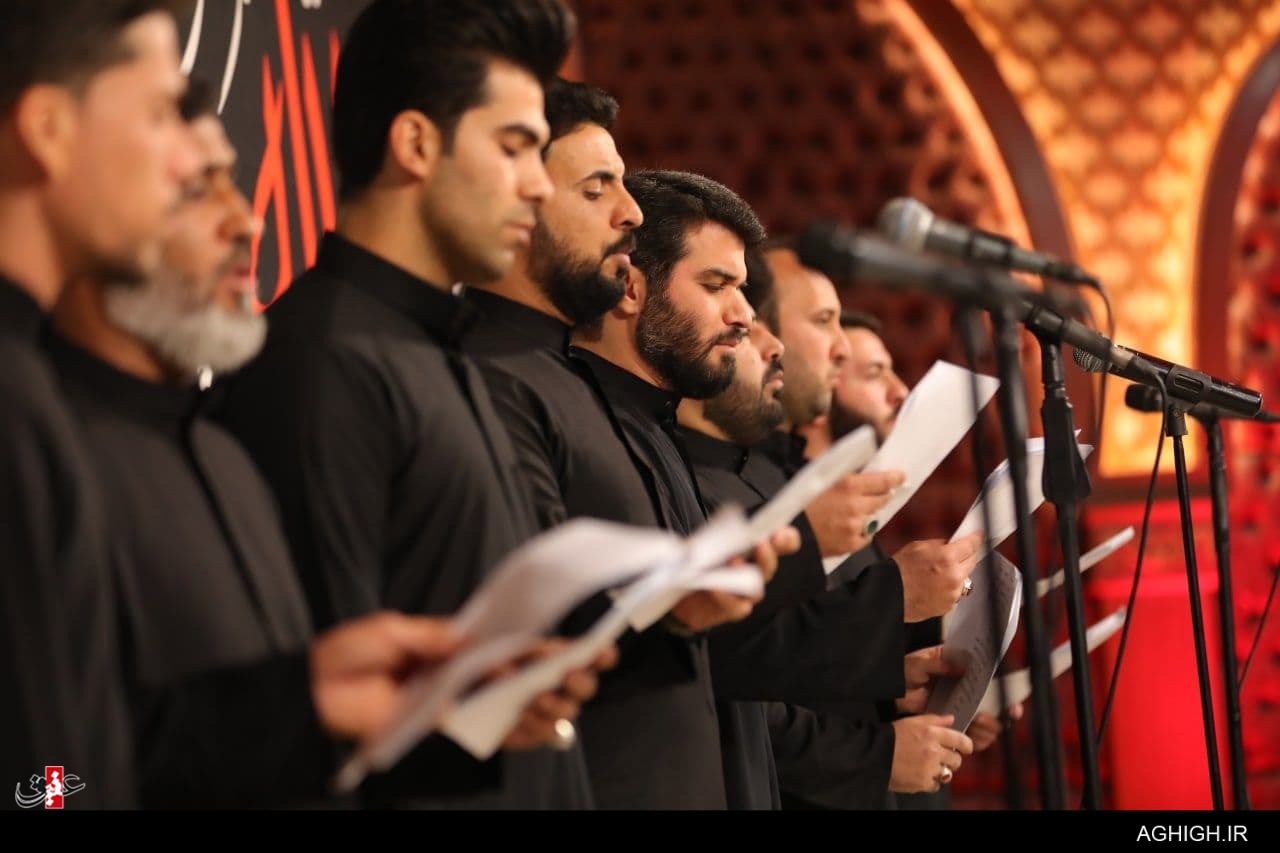 حاج میثم مطیعی در جمع مداحان فارس، ترک و عرب زبان