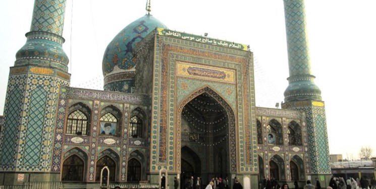 صحن امامزاده صالح(ع) دو روز پس از تعطیلی، پذیرای زائران شد