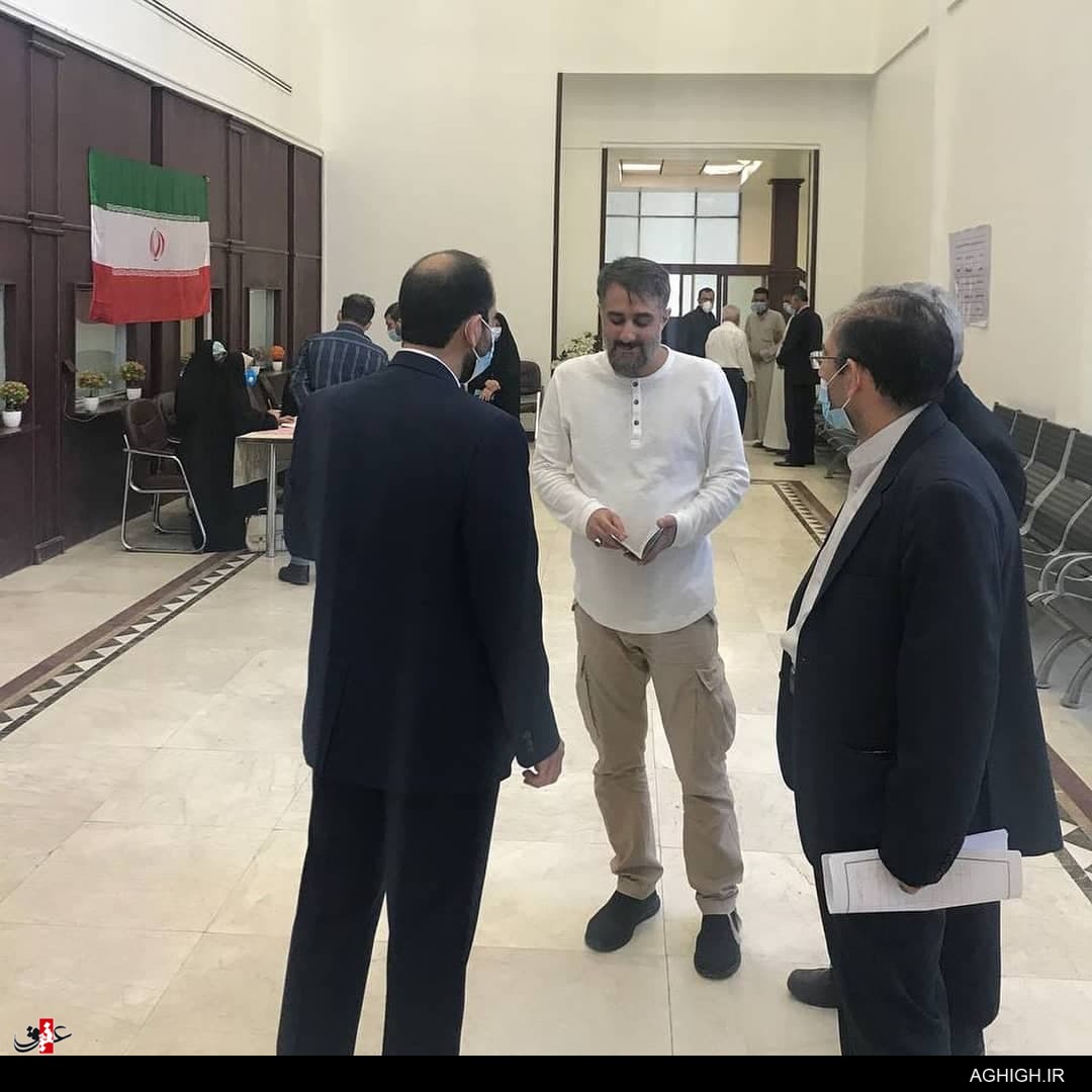 حضور مداحان و سخنرانان پای صندوق رأی+تصاویر