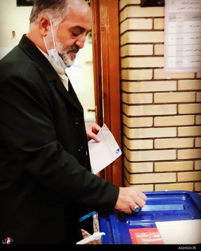 حضور مداحان و سخنرانان پای صندوق رأی+تصاویر