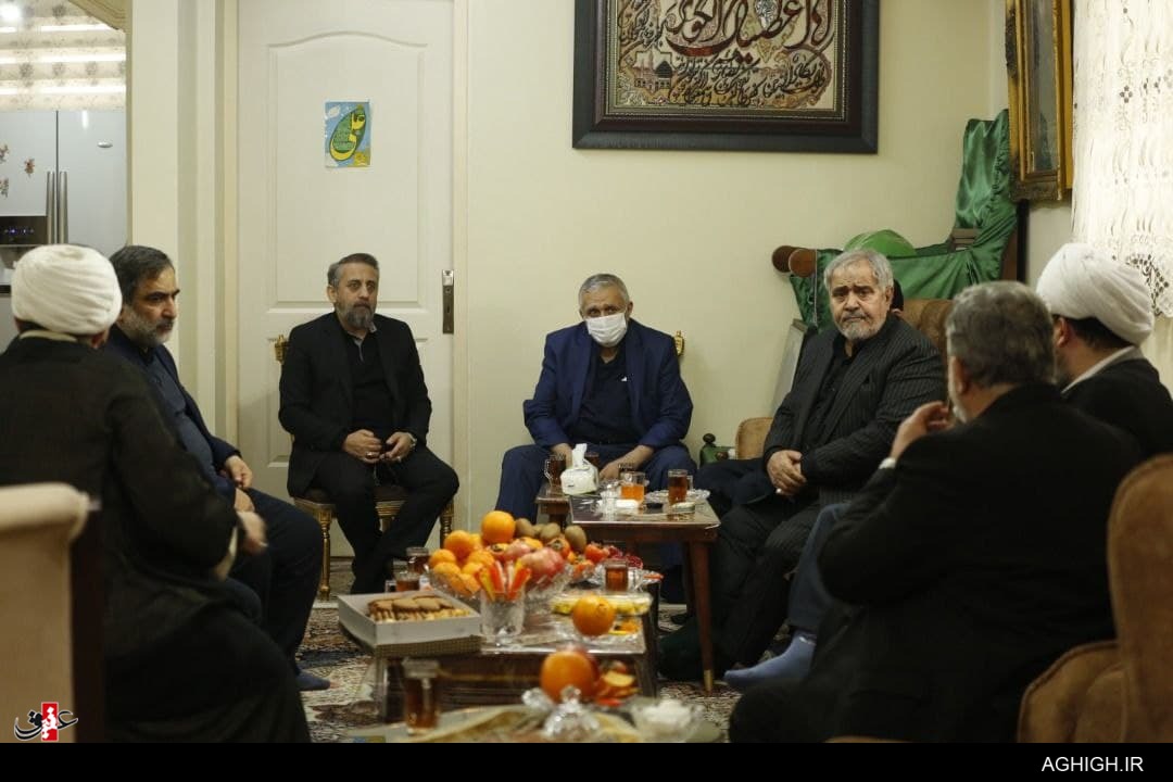 پنجمین نشست شورای عالی ستایشگری کشور برگزار شد/  مداحان بالای ۵۰ سال از سوی دعبل بیمه شوند