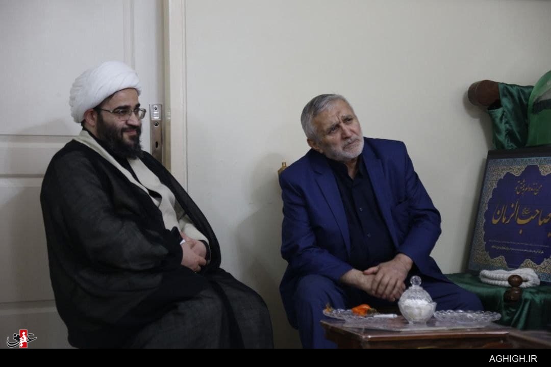 پنجمین نشست شورای عالی ستایشگری کشور برگزار شد/  مداحان بالای ۵۰ سال از سوی دعبل بیمه شوند