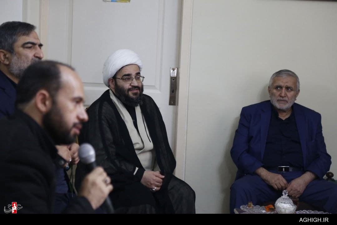 پنجمین نشست شورای عالی ستایشگری کشور برگزار شد/  مداحان بالای ۵۰ سال از سوی دعبل بیمه شوند