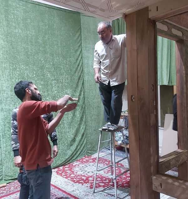 نیم ضریح در قلب البرز+تصاویر