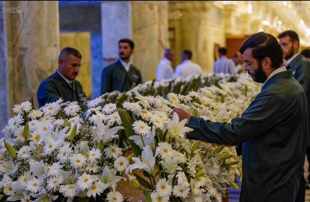 ضریح حرم امام علی (ع) در آستانه جشن غدیر تزئین شد+عکس و فیلم