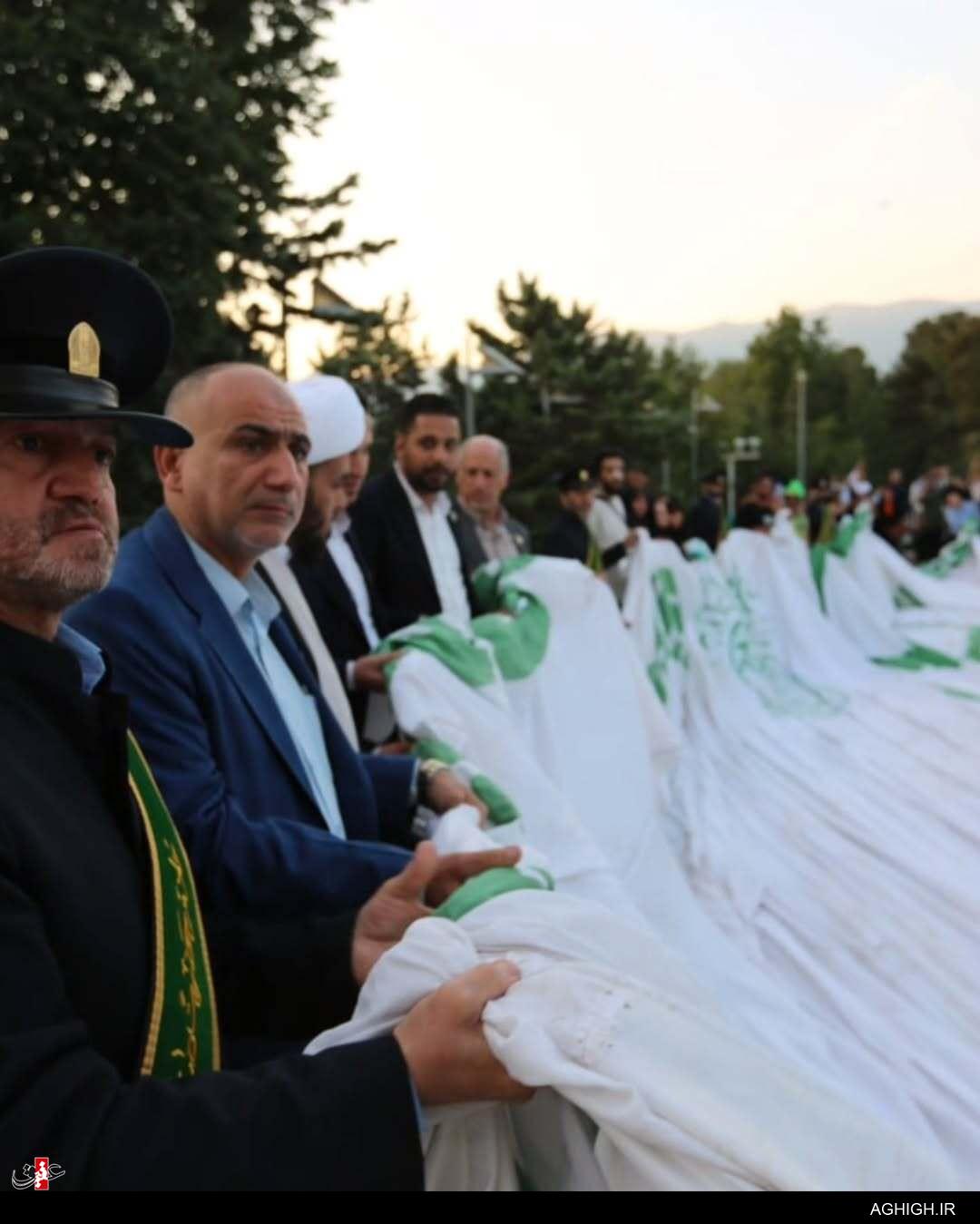 اهتزاز بزرگترین پرچم علوی با ذکر یا حیدر